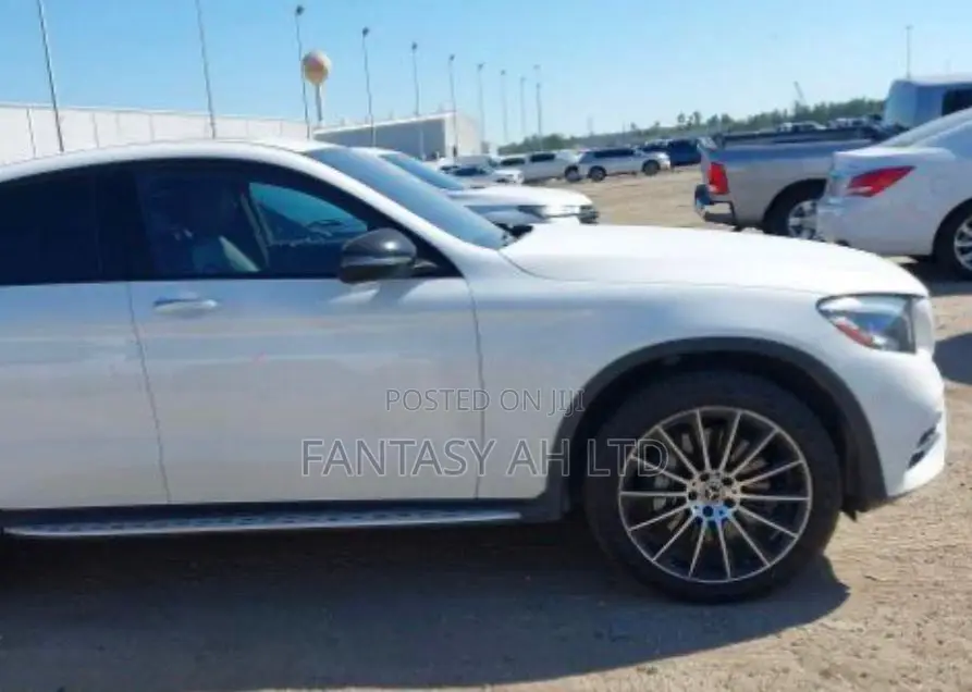 Mercedes-Benz GLC-Class 2017 White