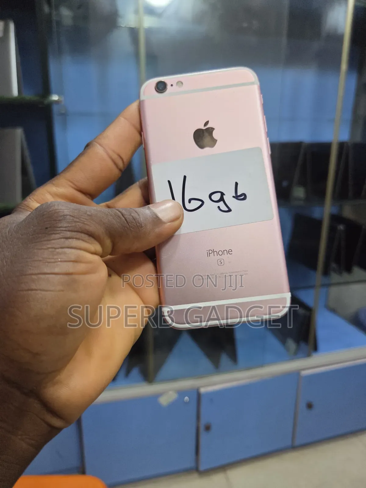 Apple iPhone 6s 16 GB Gold
