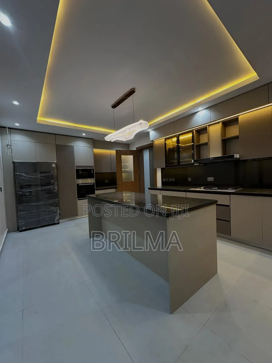 Furnished 6bdrm Duplex in Mabushi for sale