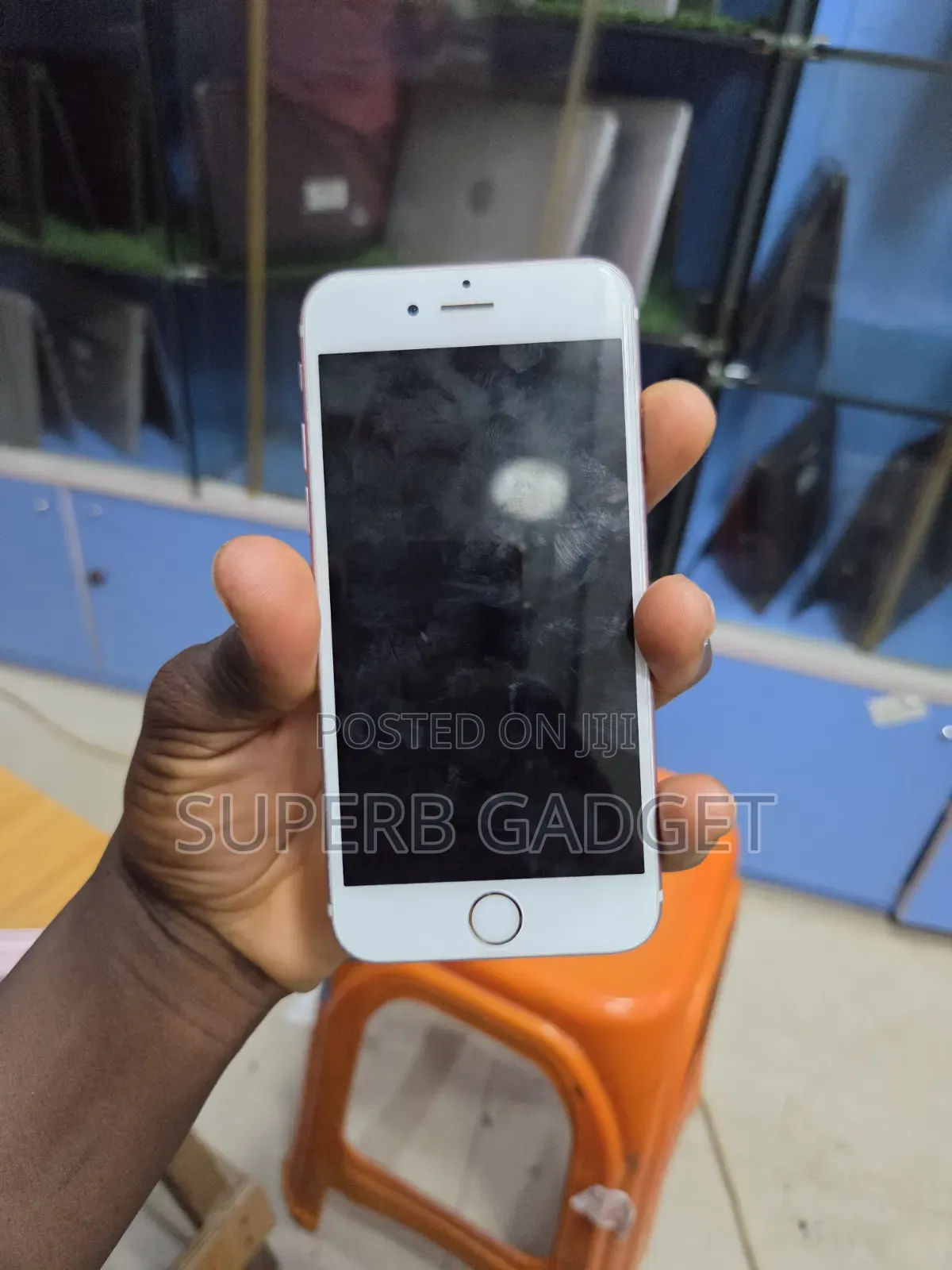 Apple iPhone 6s 16 GB Gold