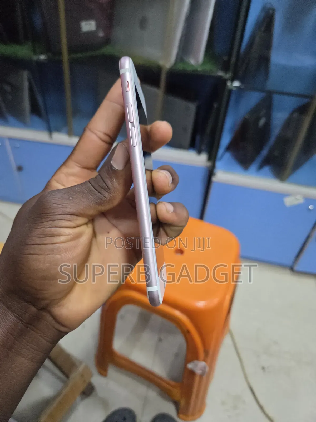 Apple iPhone 6s 16 GB Gold