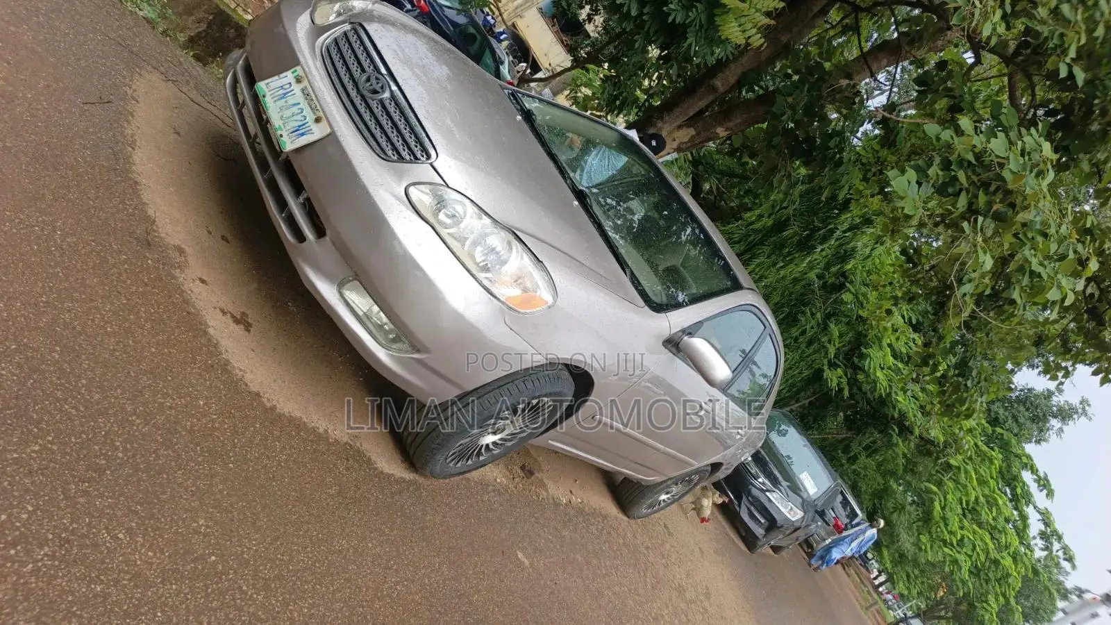 Toyota Corolla LE 2005 Gold