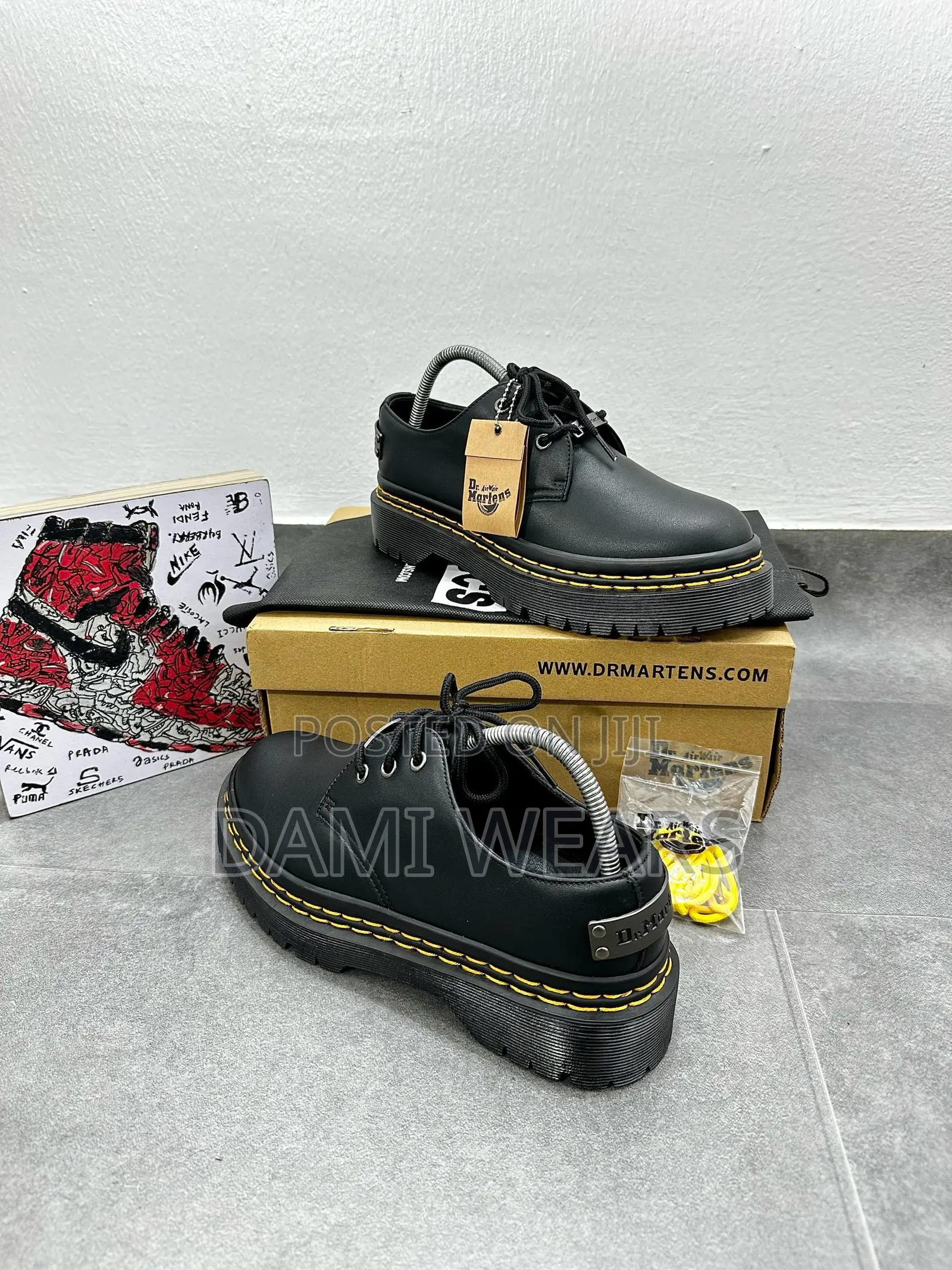 Dr Martens Bex PLTD 3 Eye—Shoes