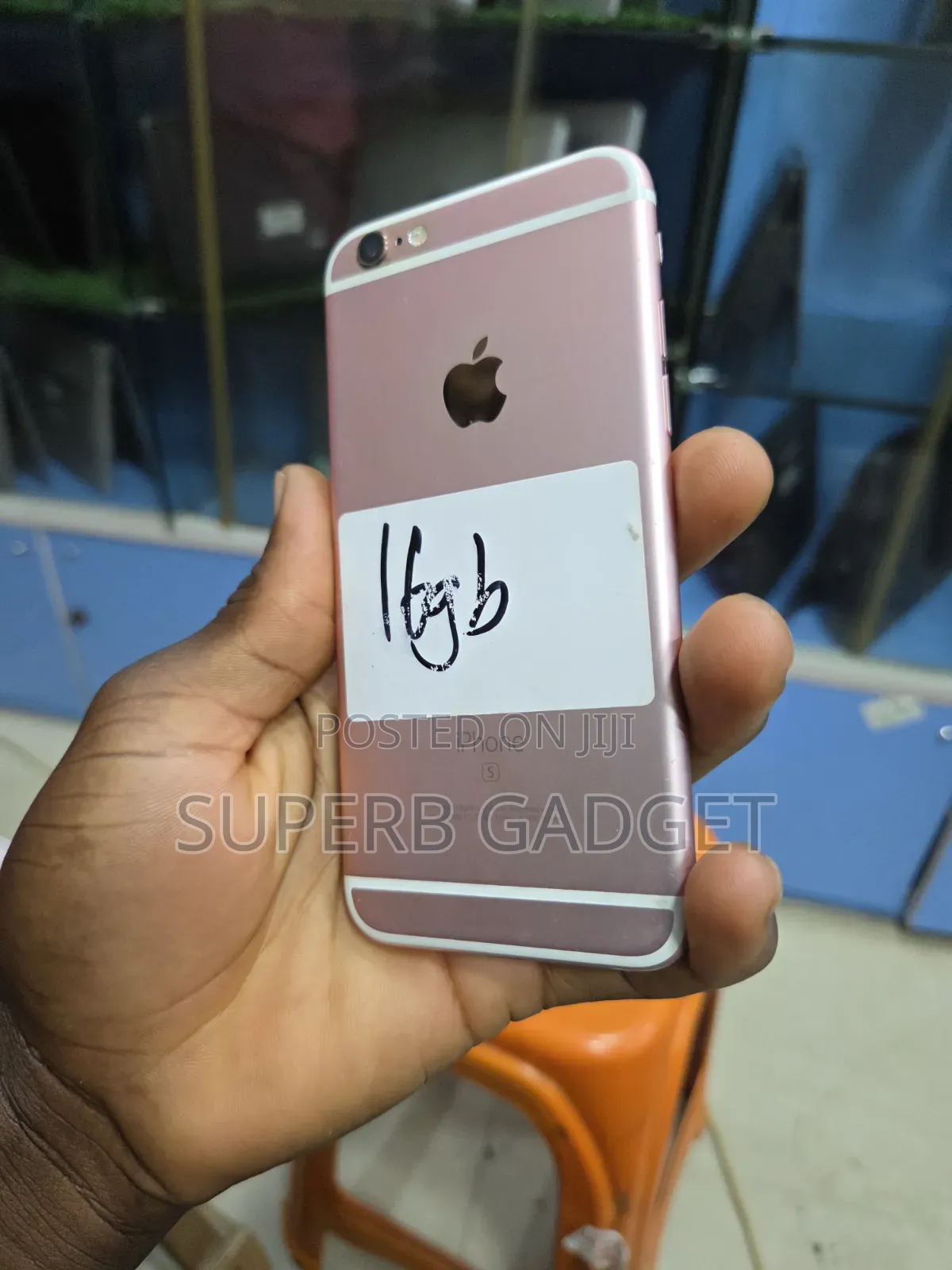 Apple iPhone 6s 16 GB Gold