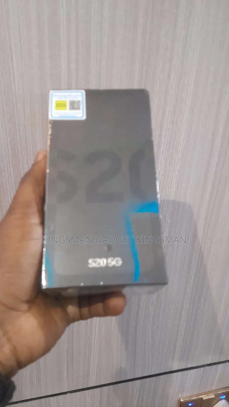 New Samsung Galaxy S20 128 GB Black