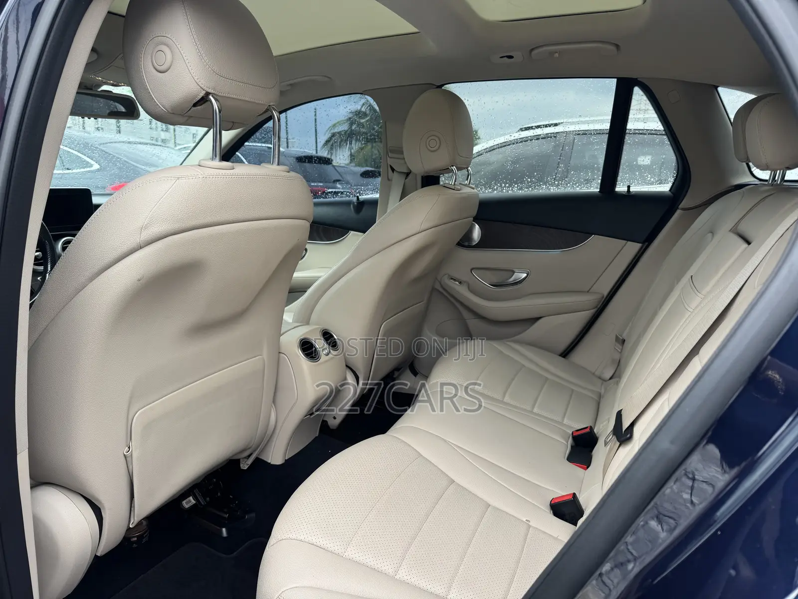 Mercedes-Benz GLC-Class 2019 Blue
