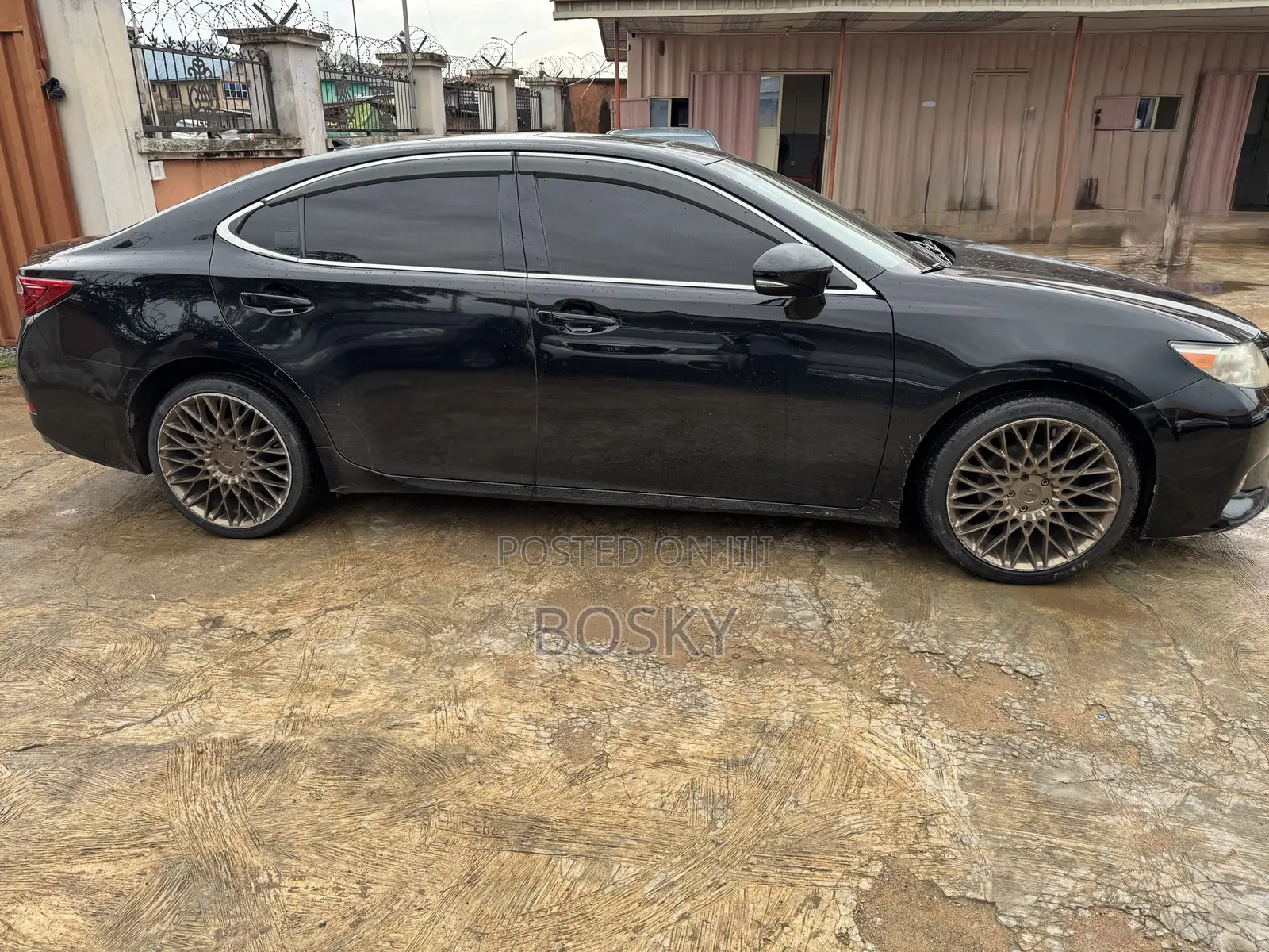 Lexus ES 2013 Black