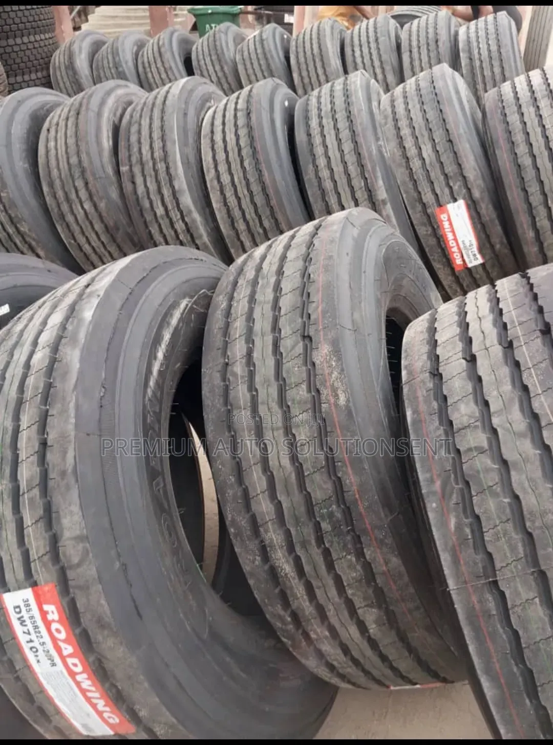 Brand New 13r22.5 Truck Tyre
