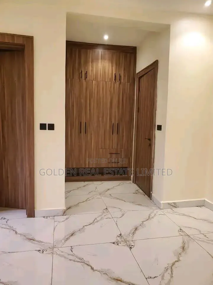4bdrm Duplex in Maitama for rent