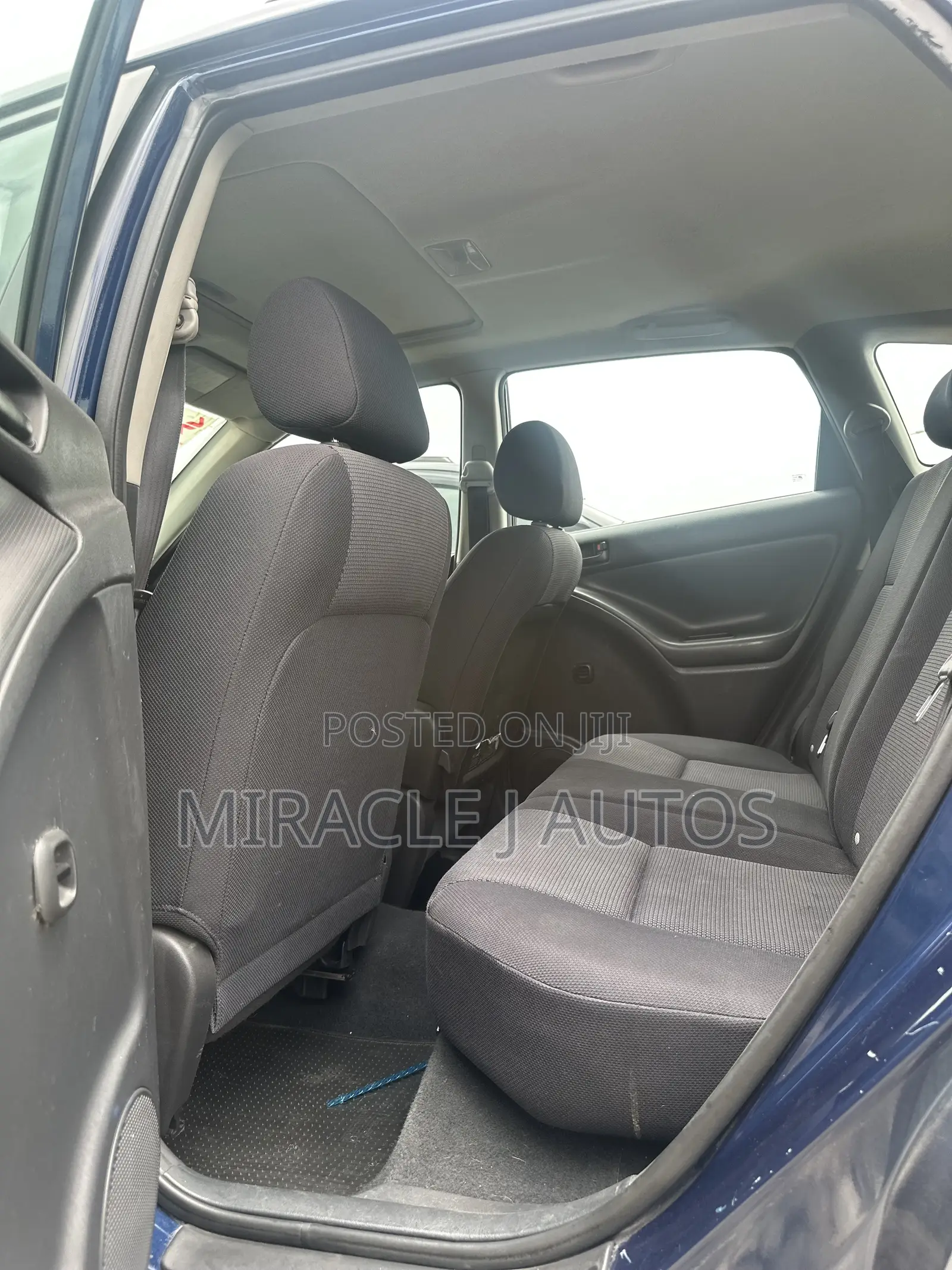 Pontiac Vibe 2005 Blue
