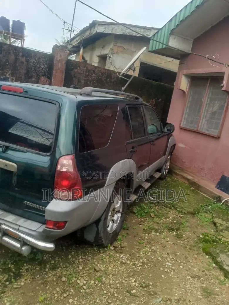 Toyota 4-Runner 2005 Green