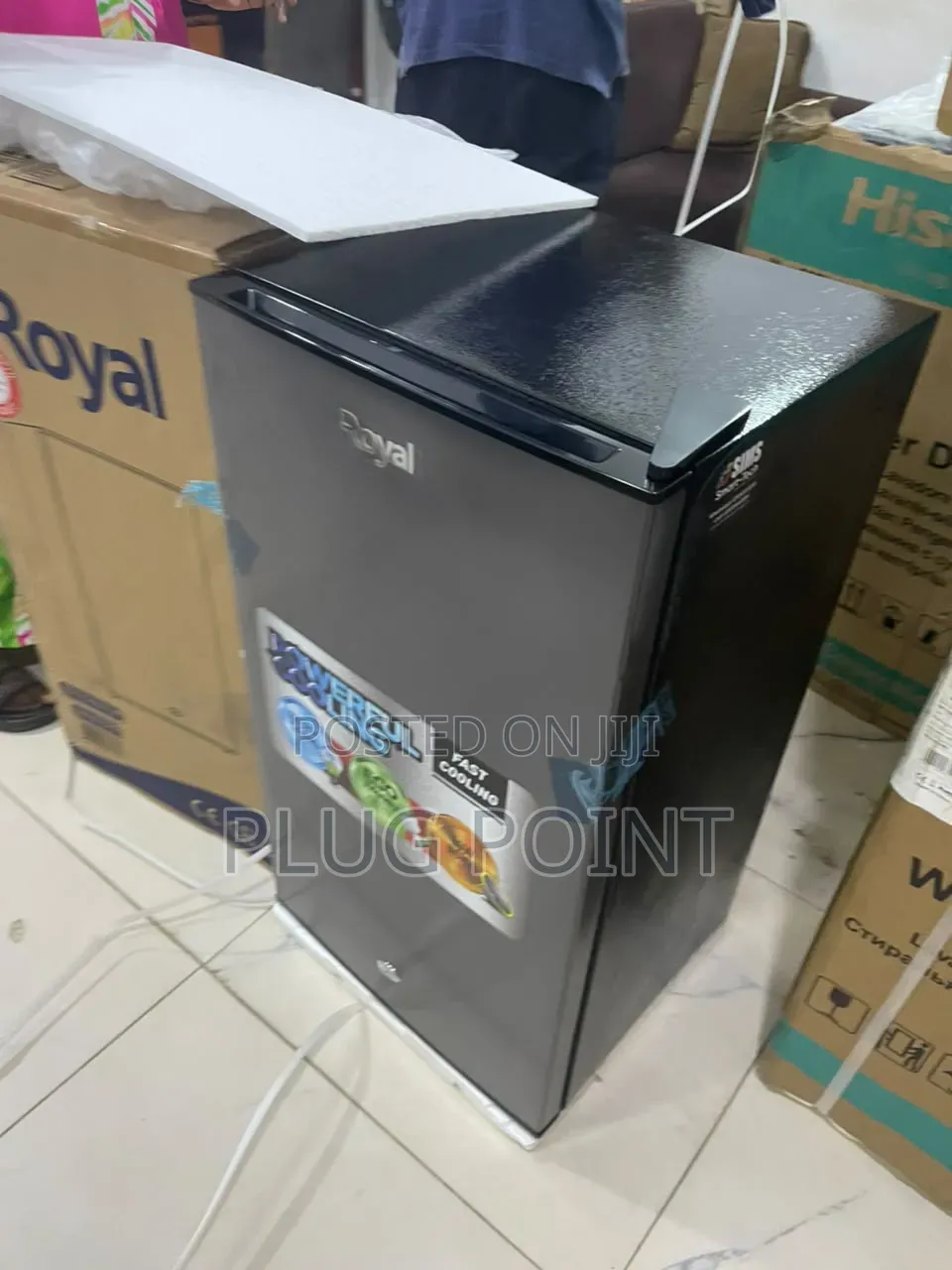 Royal 105 Litres Table Top Refrigerator for Home Office