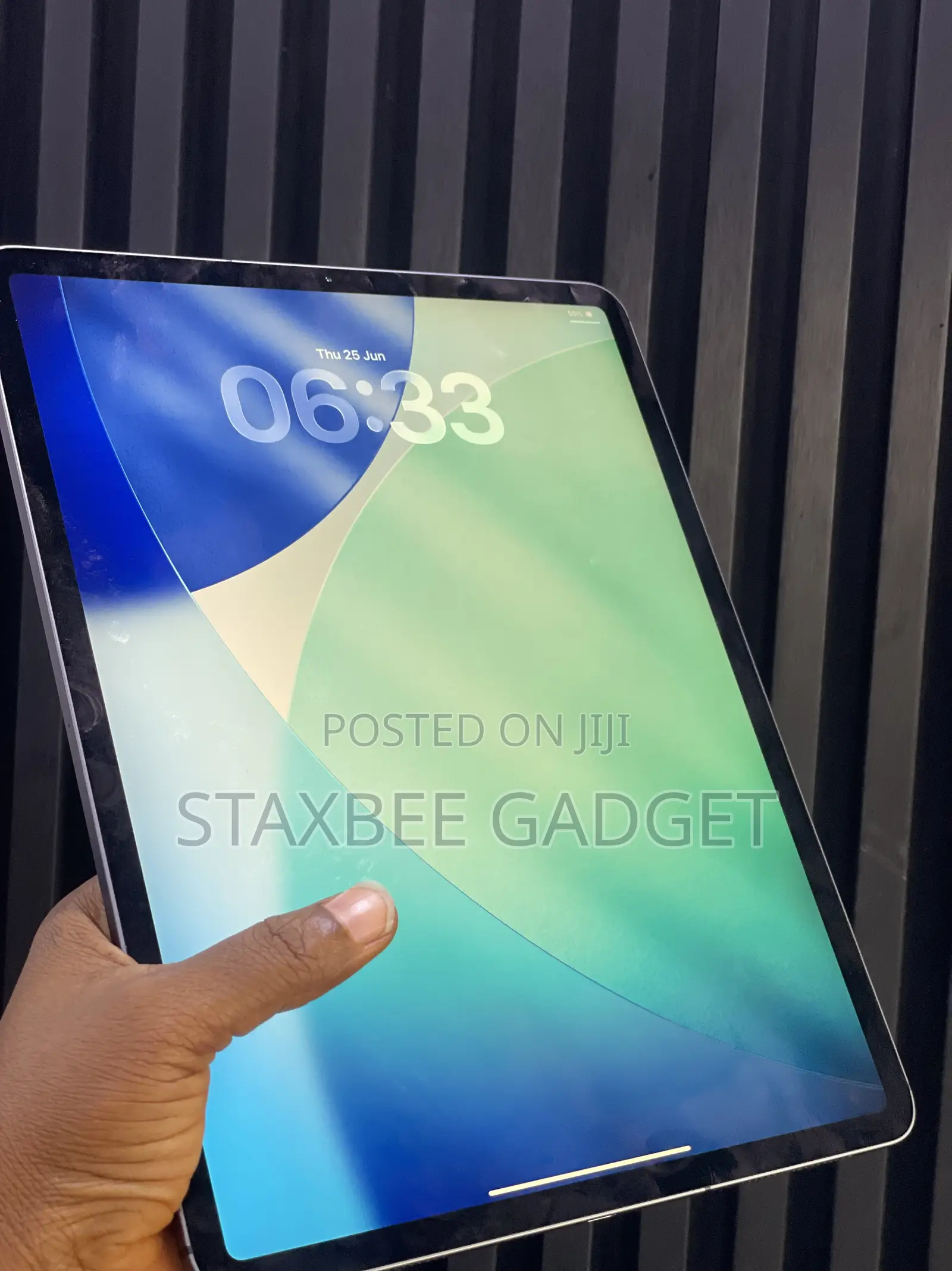 Apple iPad Pro 12.9 (2020) 256 GB Gray