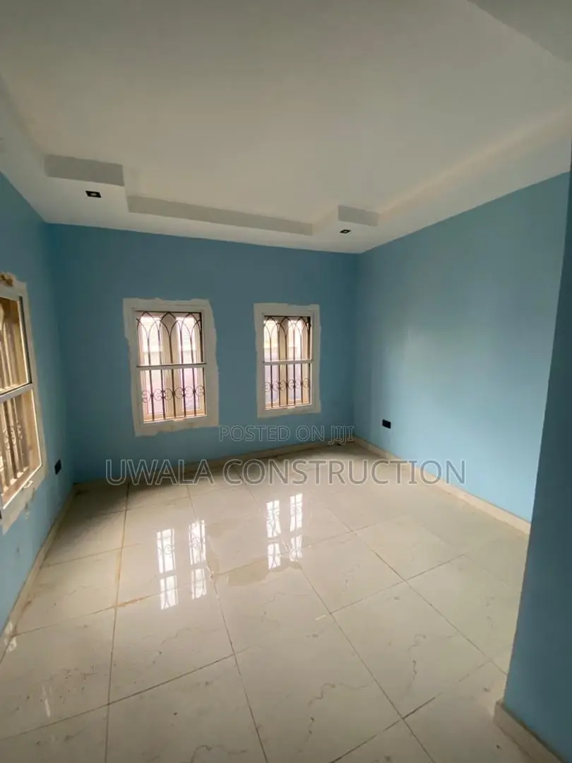 3bdrm Apartment in Galadimawa for sale