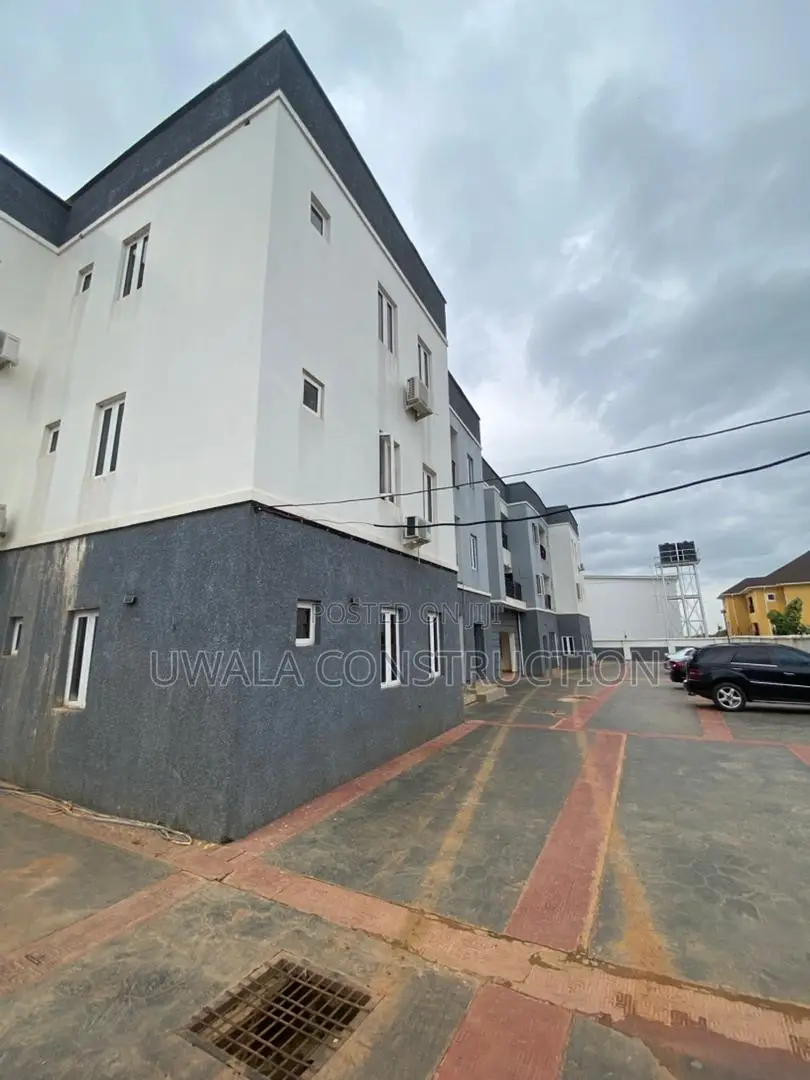3bdrm Apartment in Galadimawa for sale