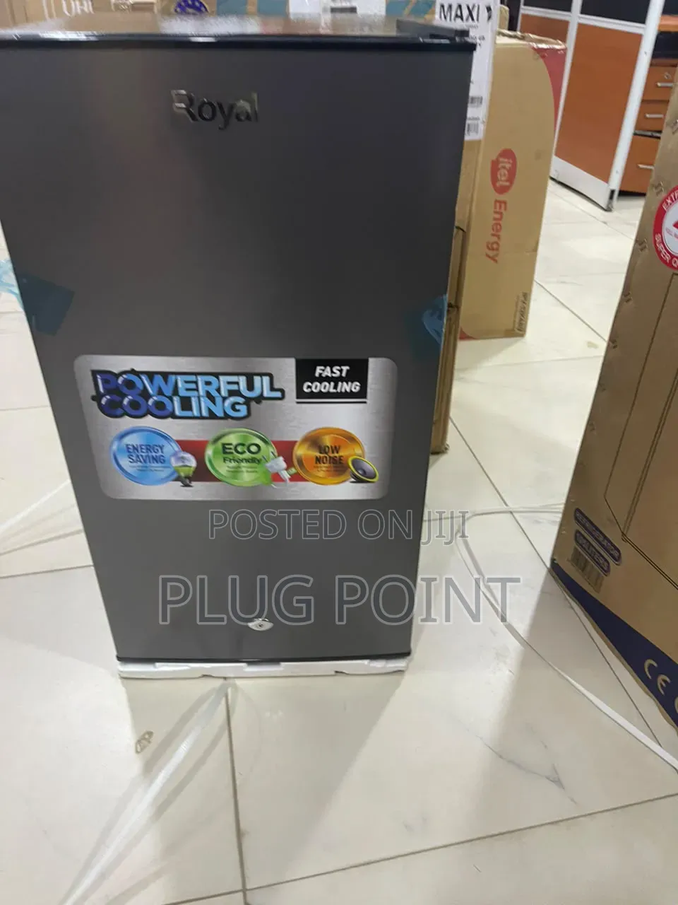 Royal Table Top 105l Fridge – Perfect for Small Spaces