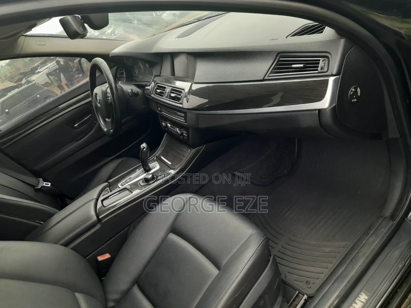 BMW 520i 2012 Black