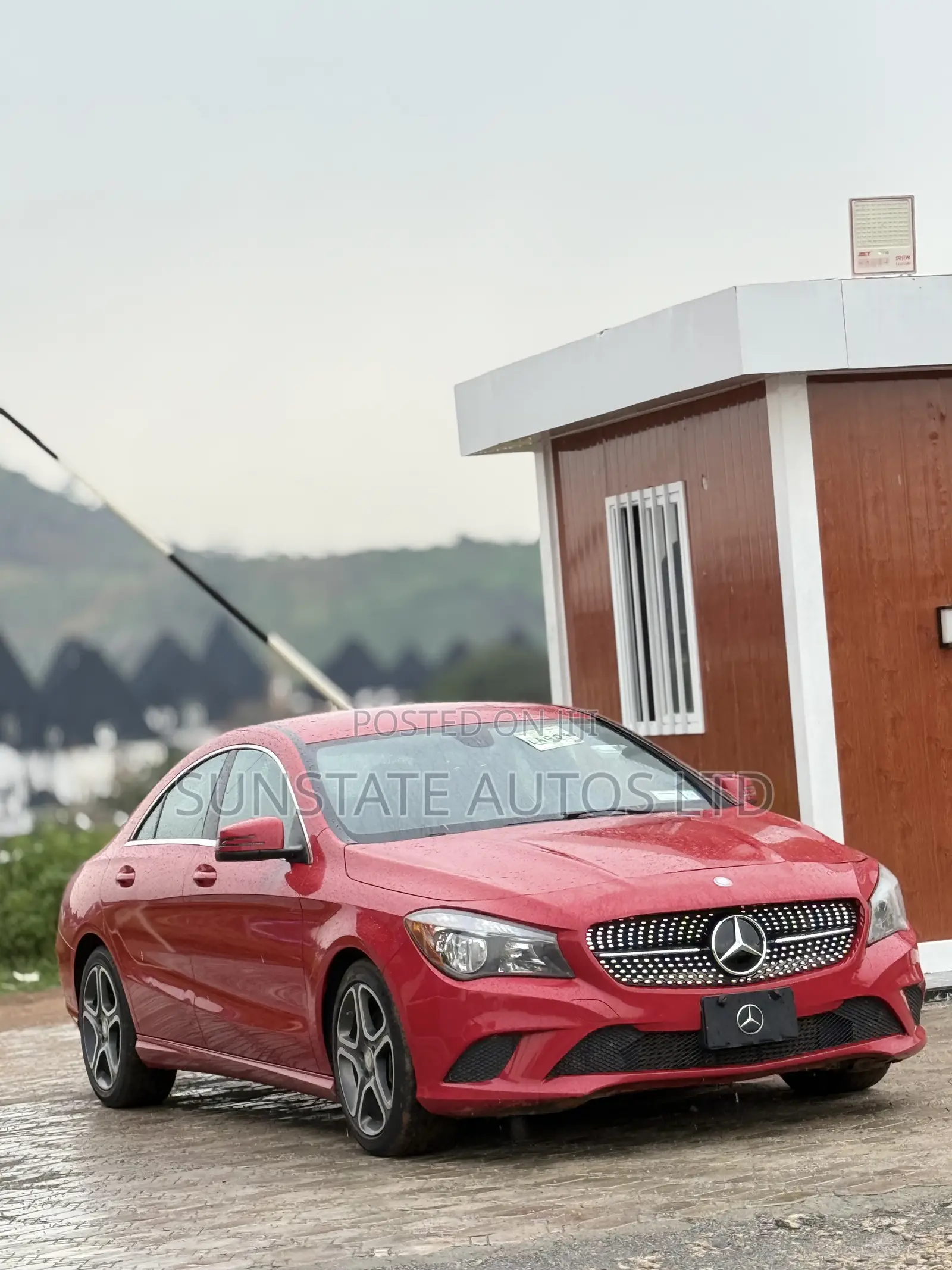 Mercedes-Benz CLA-Class 2015 Red