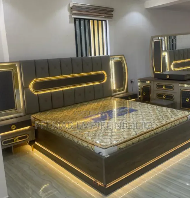 Classic Unique Imported 6 by 7 Bed