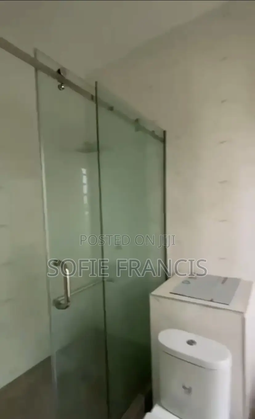 3bdrm Duplex in Vgc for rent
