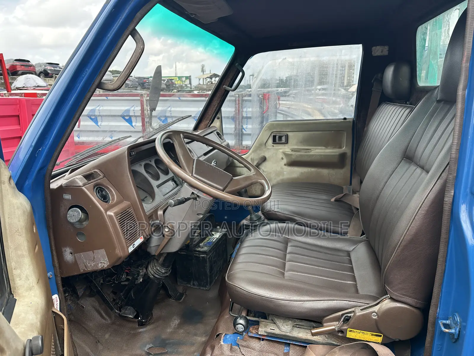 Toyota Dyna 200 Old Model Face