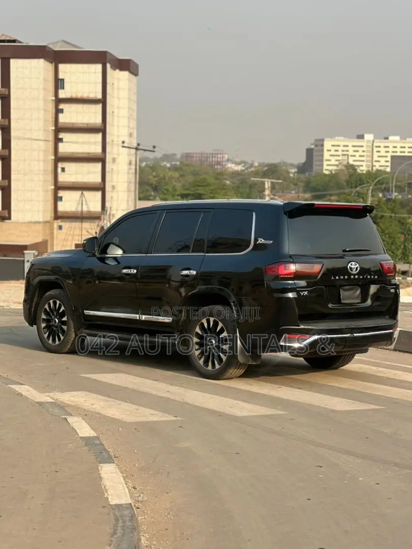 Toyota Land Cruiser 2014 Black
