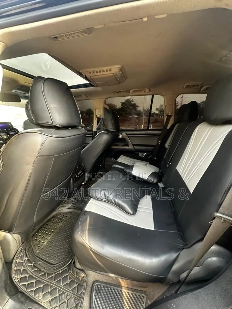 Toyota Land Cruiser 2014 Black