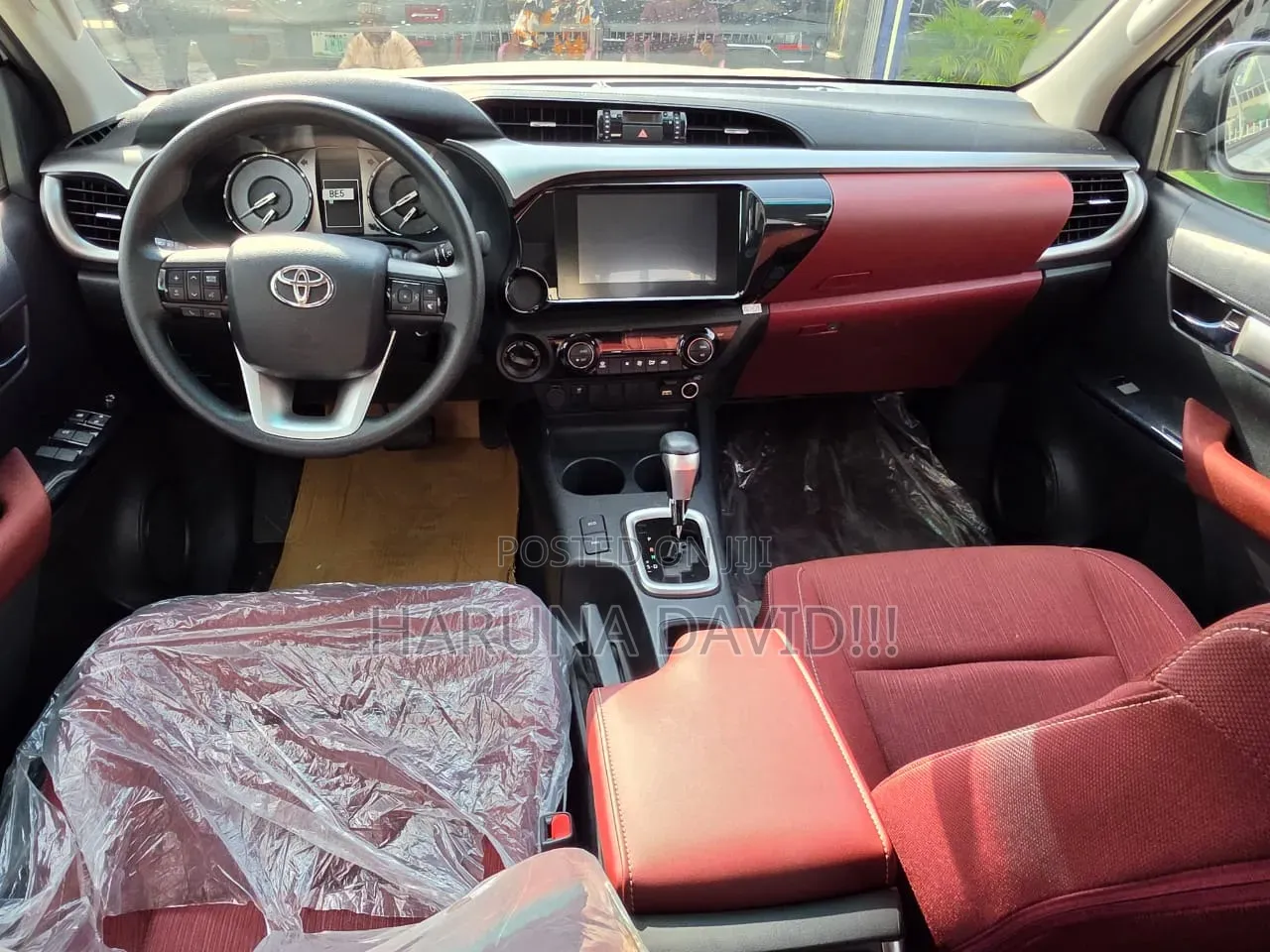 New Toyota Hilux 2025 White