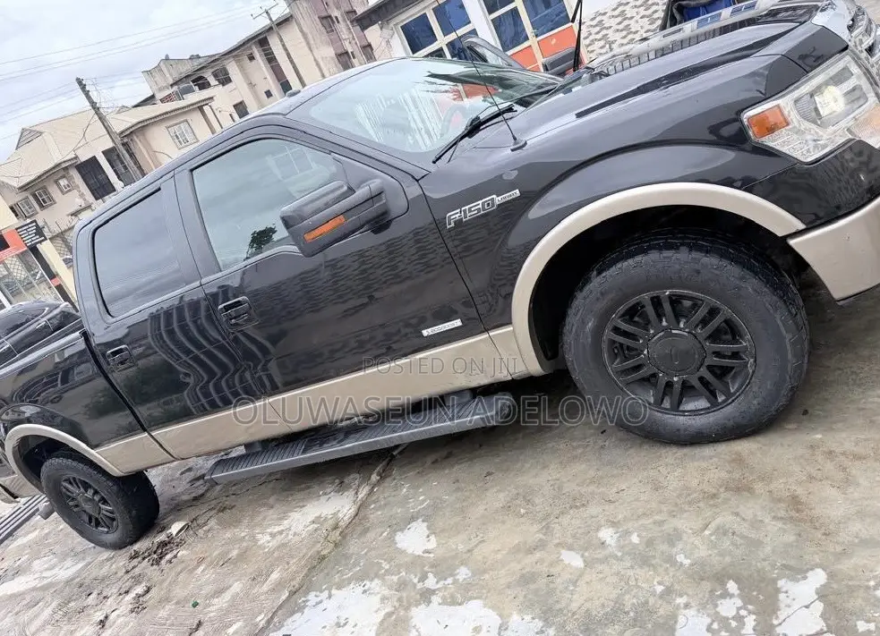 Ford F-150 Lariat 2013 Black