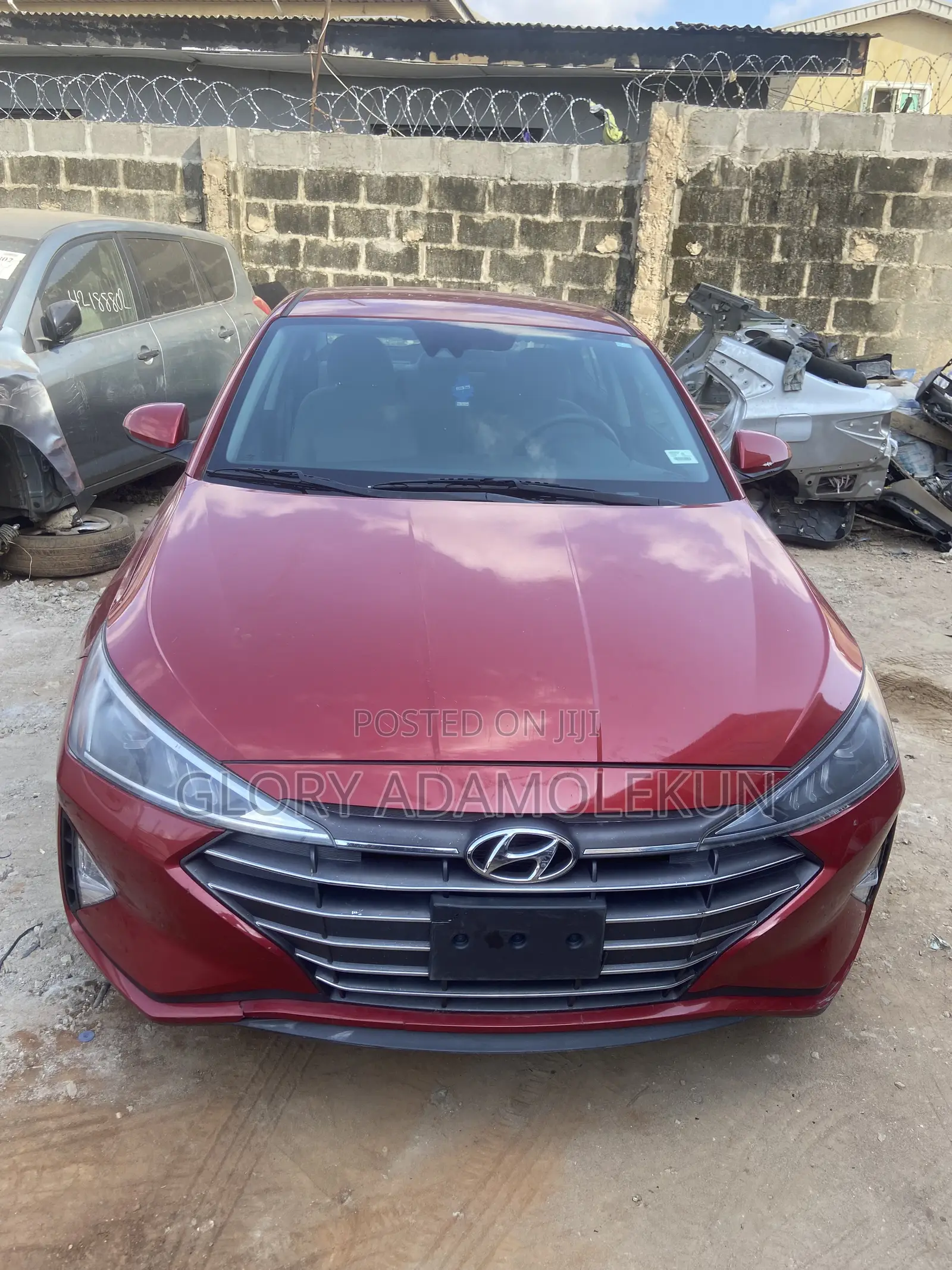 Hyundai Elantra 2018 Red