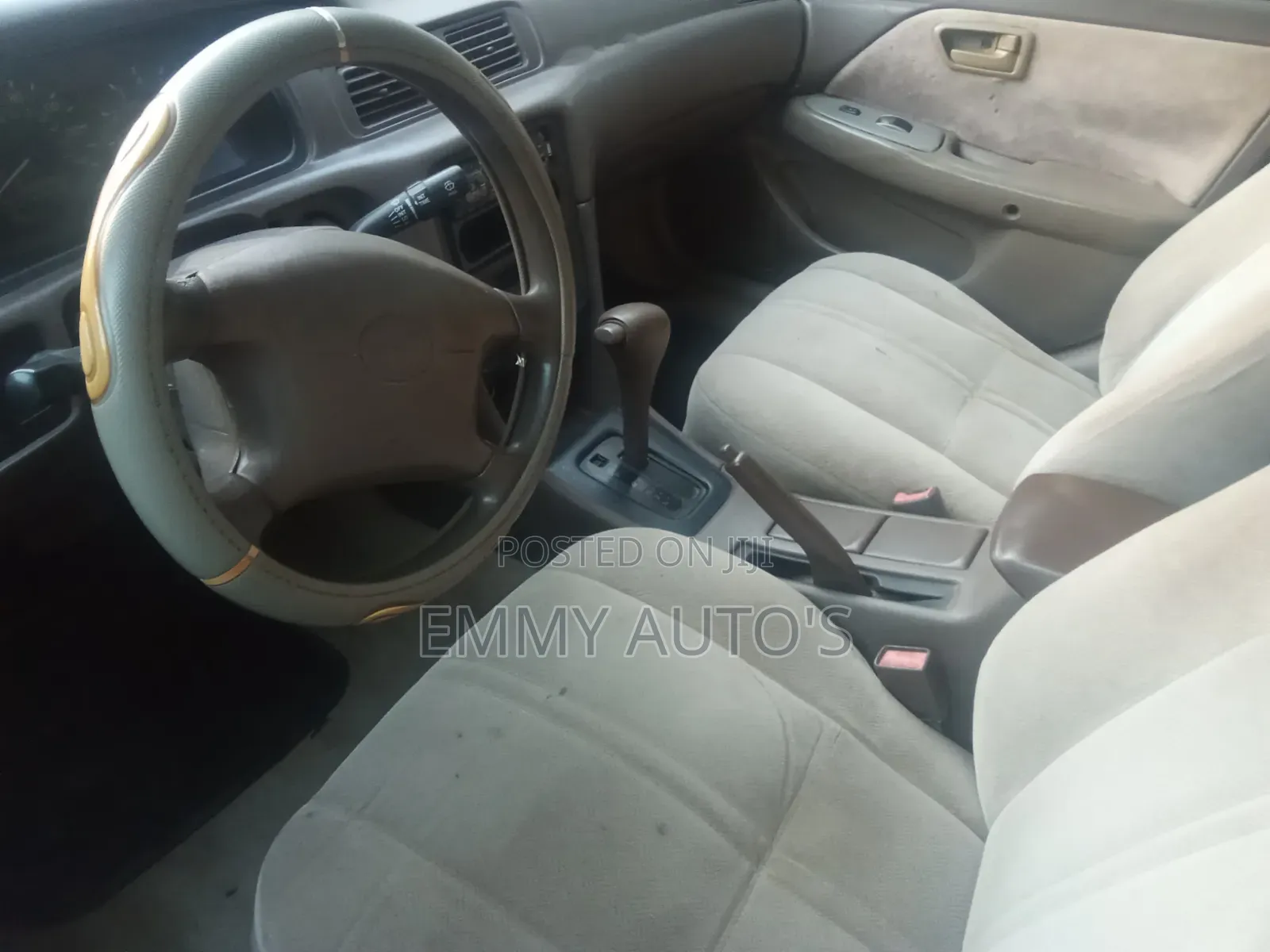 Toyota Camry 2000 Silver