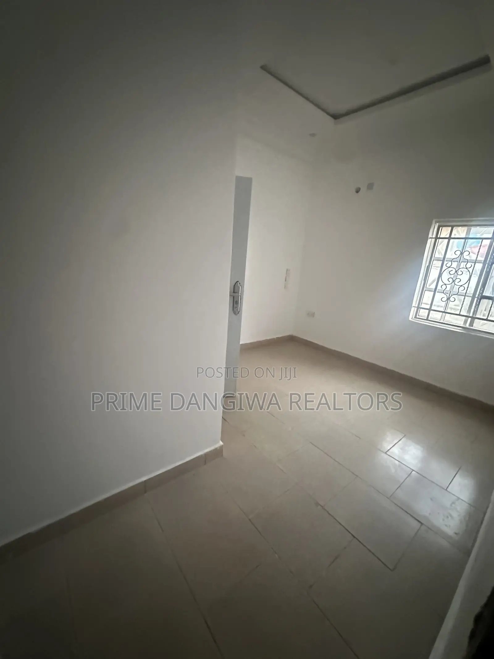 3bdrm Bungalow in Aso Drive, Asokoro for rent