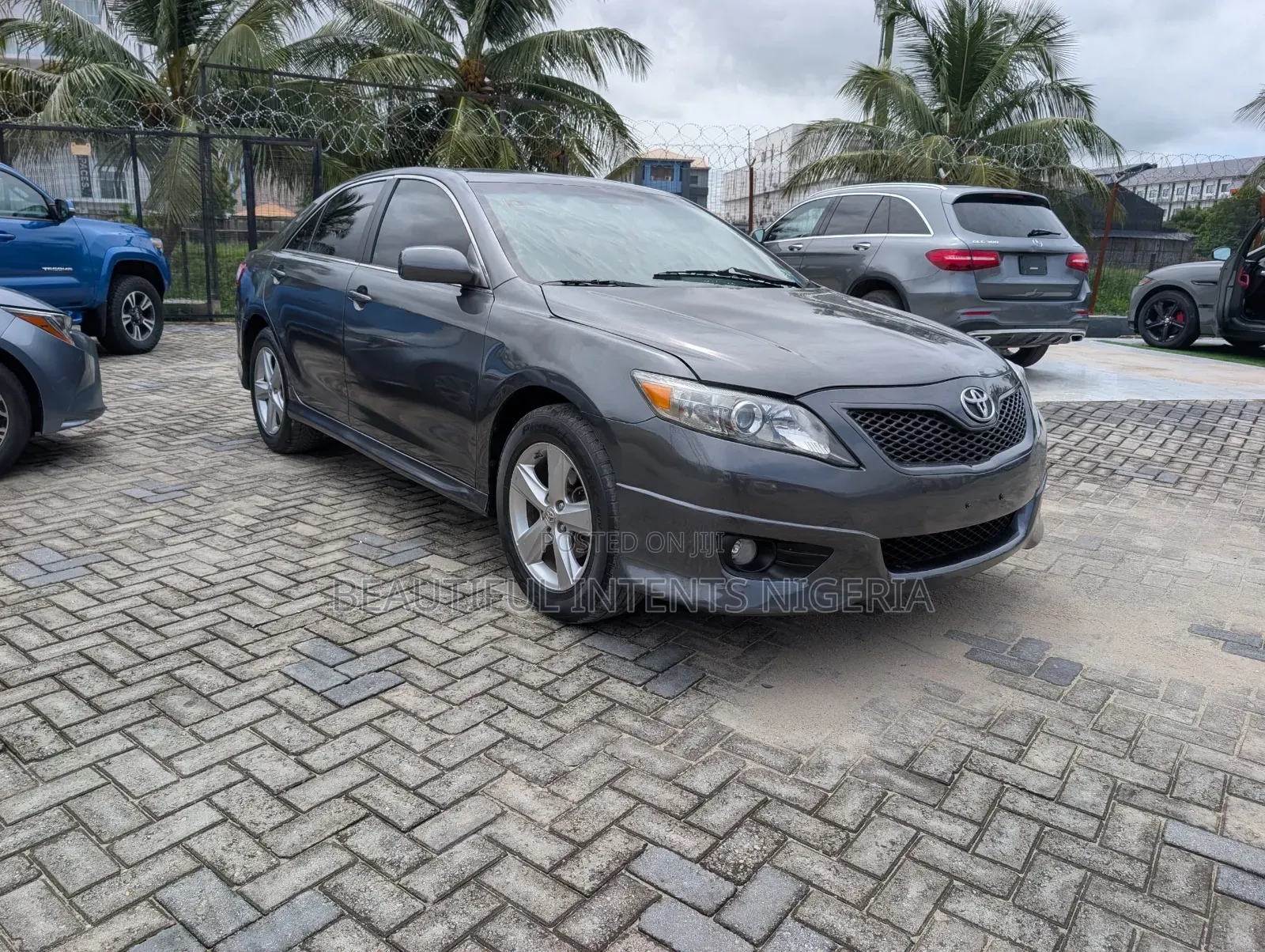 Toyota Camry 2010 Gray
