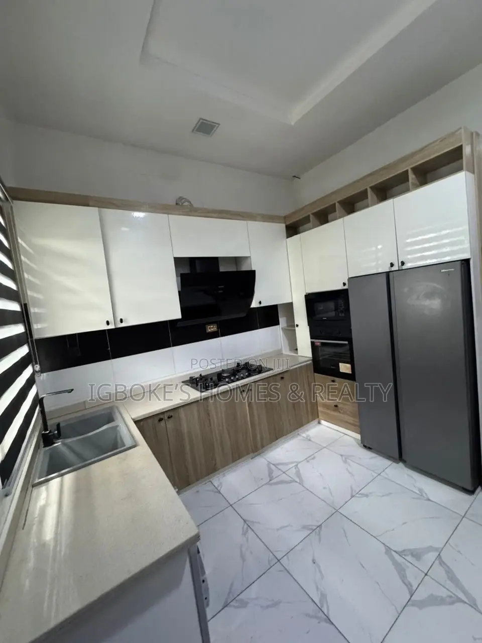 Furnished 3bdrm Duplex in Ikota for rent