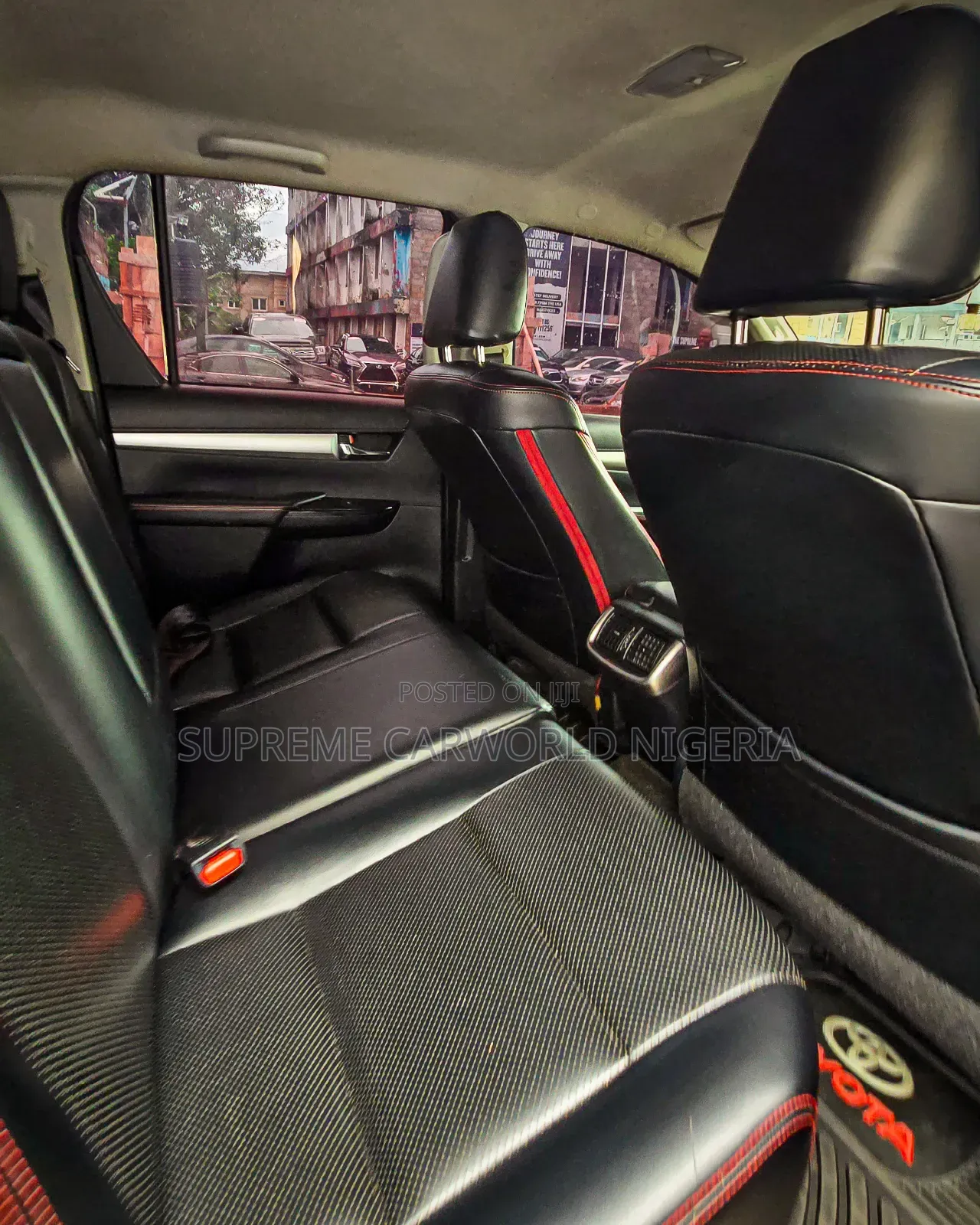 Toyota Hilux 2020 Black