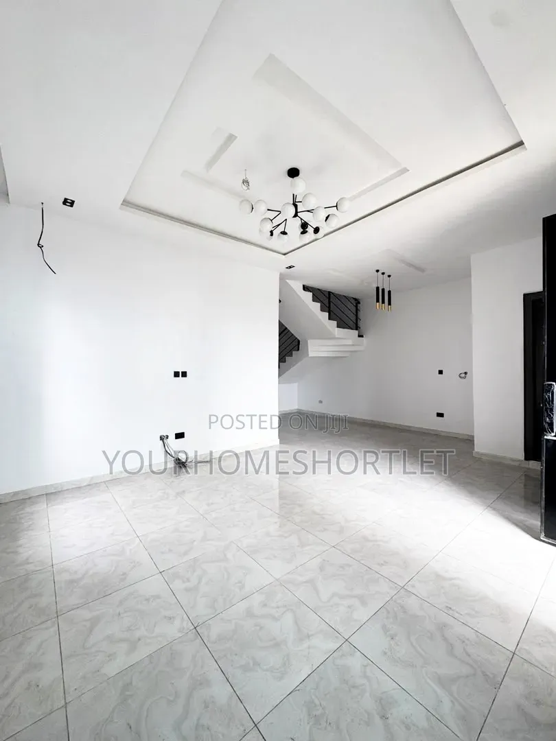4 Bedroom Semi-Detached Duplex With a Bq