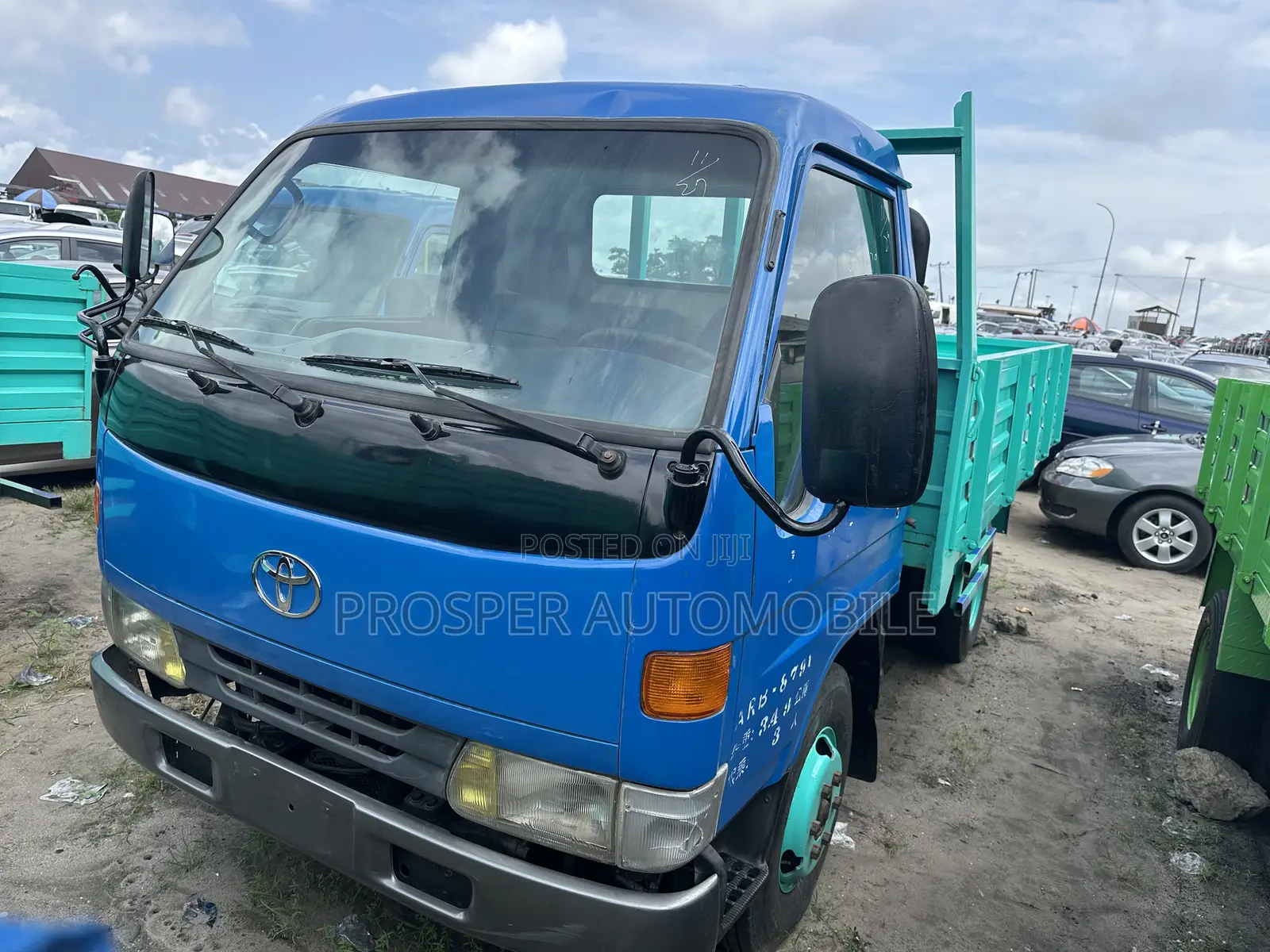 Toyota Dyna 200