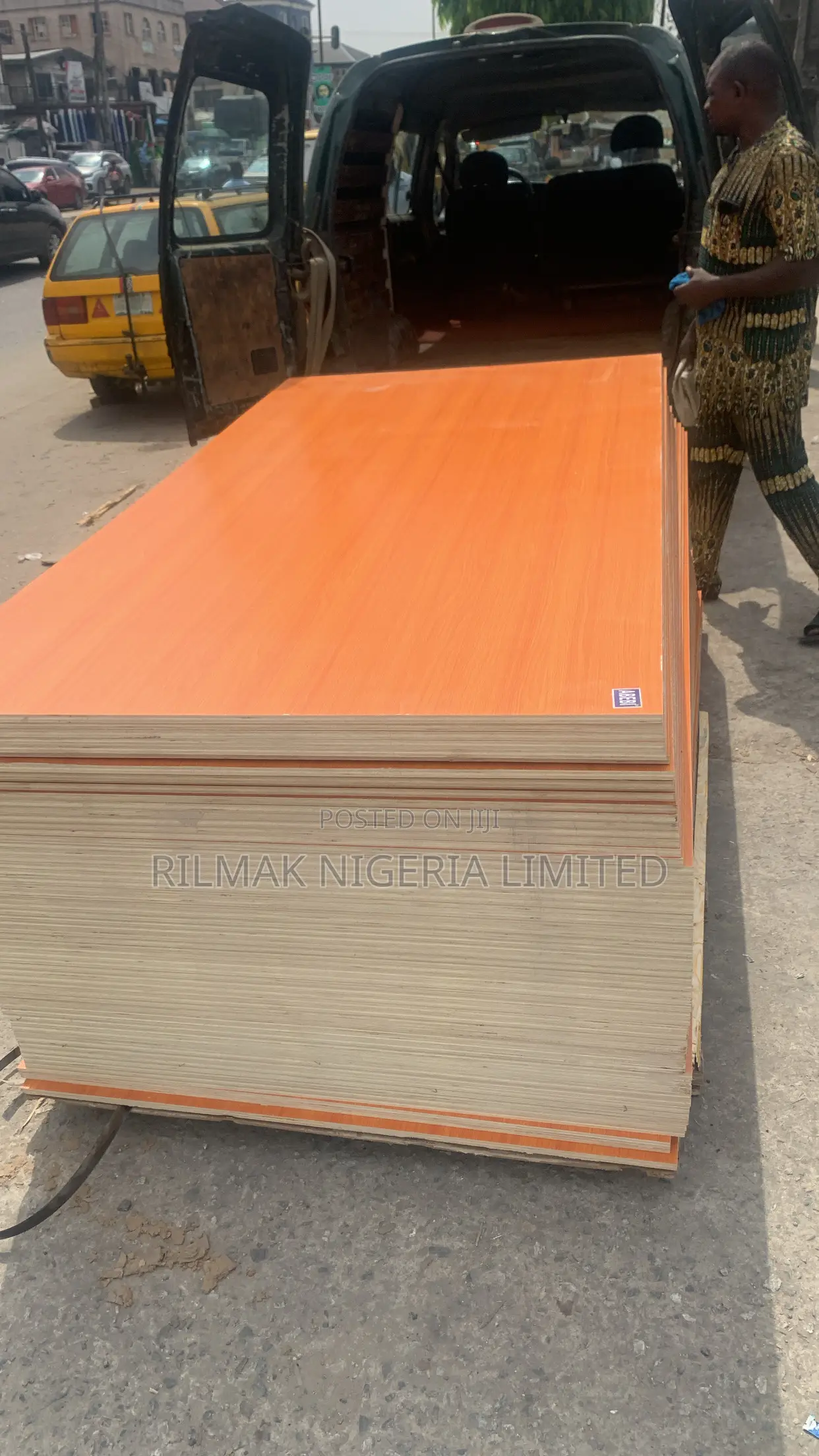 Akala Block Board