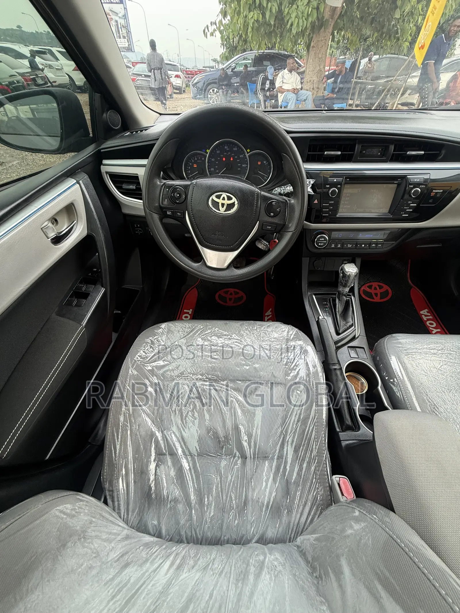 Toyota Corolla LE 4dr Sedan (1.8L 4cyl CVT) 2016 Gray