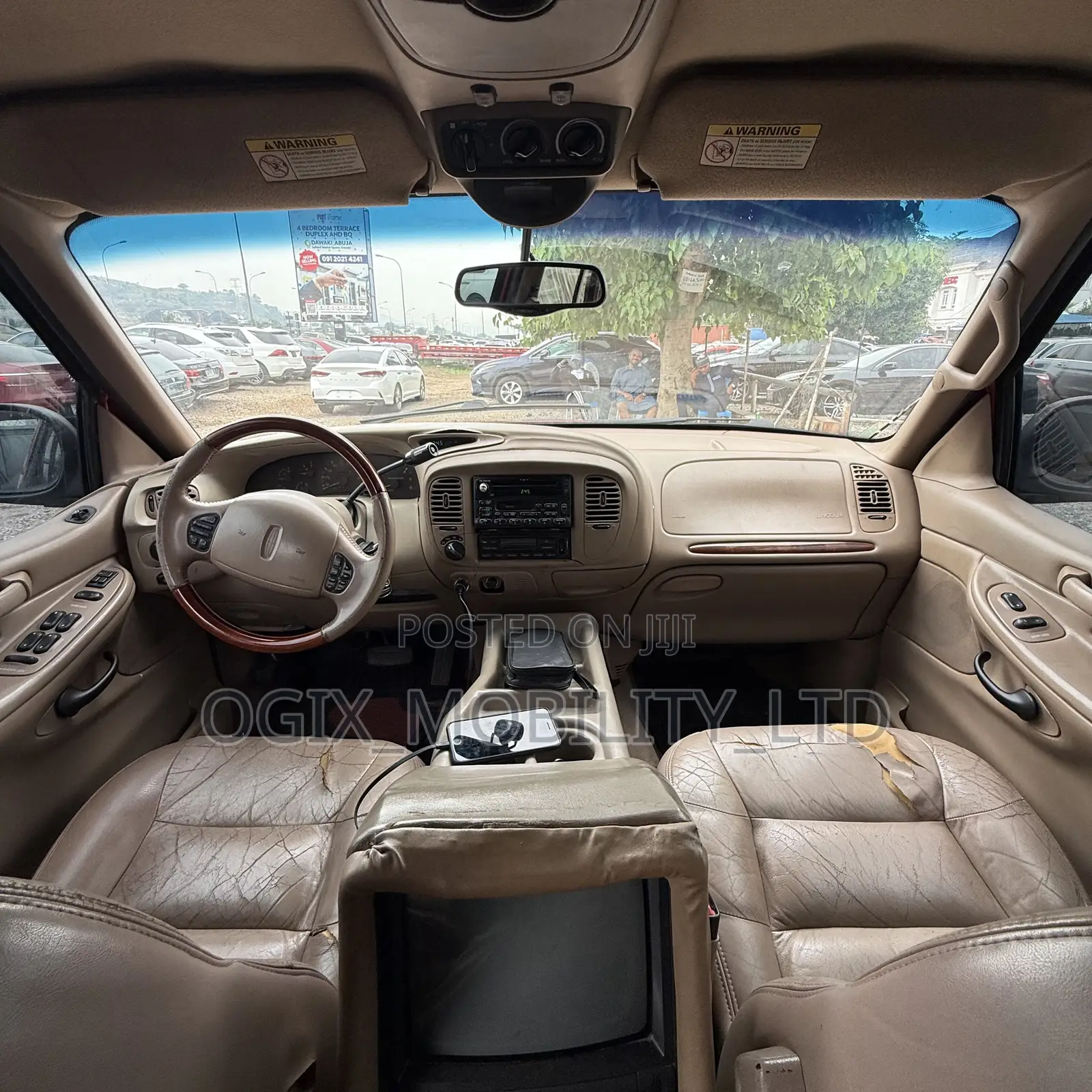 Lincoln Navigator 1998 Red