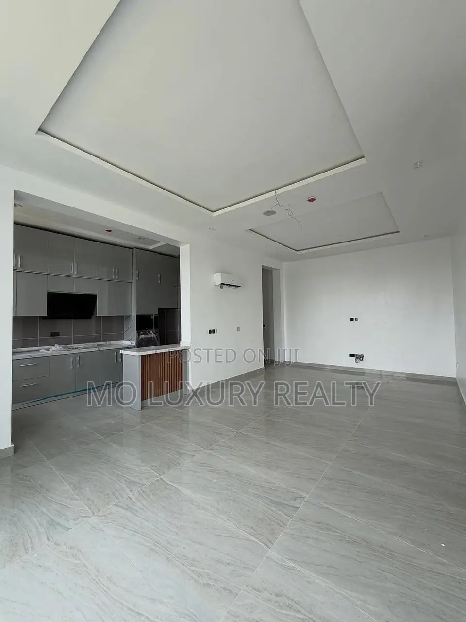 3bdrm Apartment in Lekki Phase 1 for rent