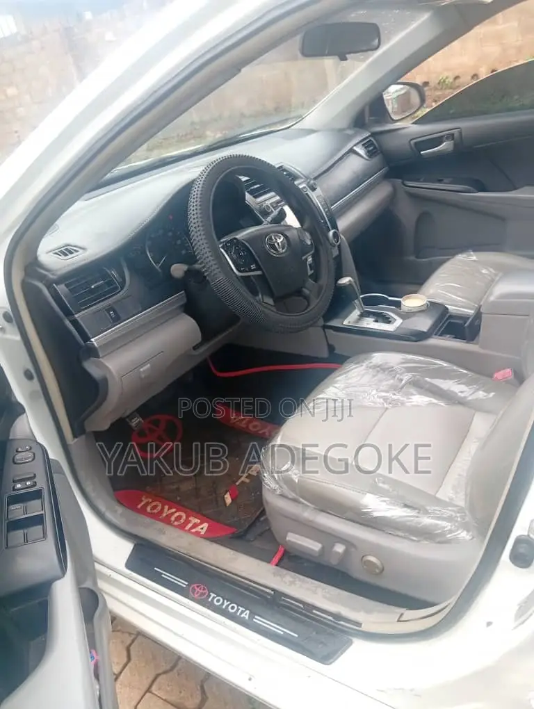 Toyota Camry 2014 White