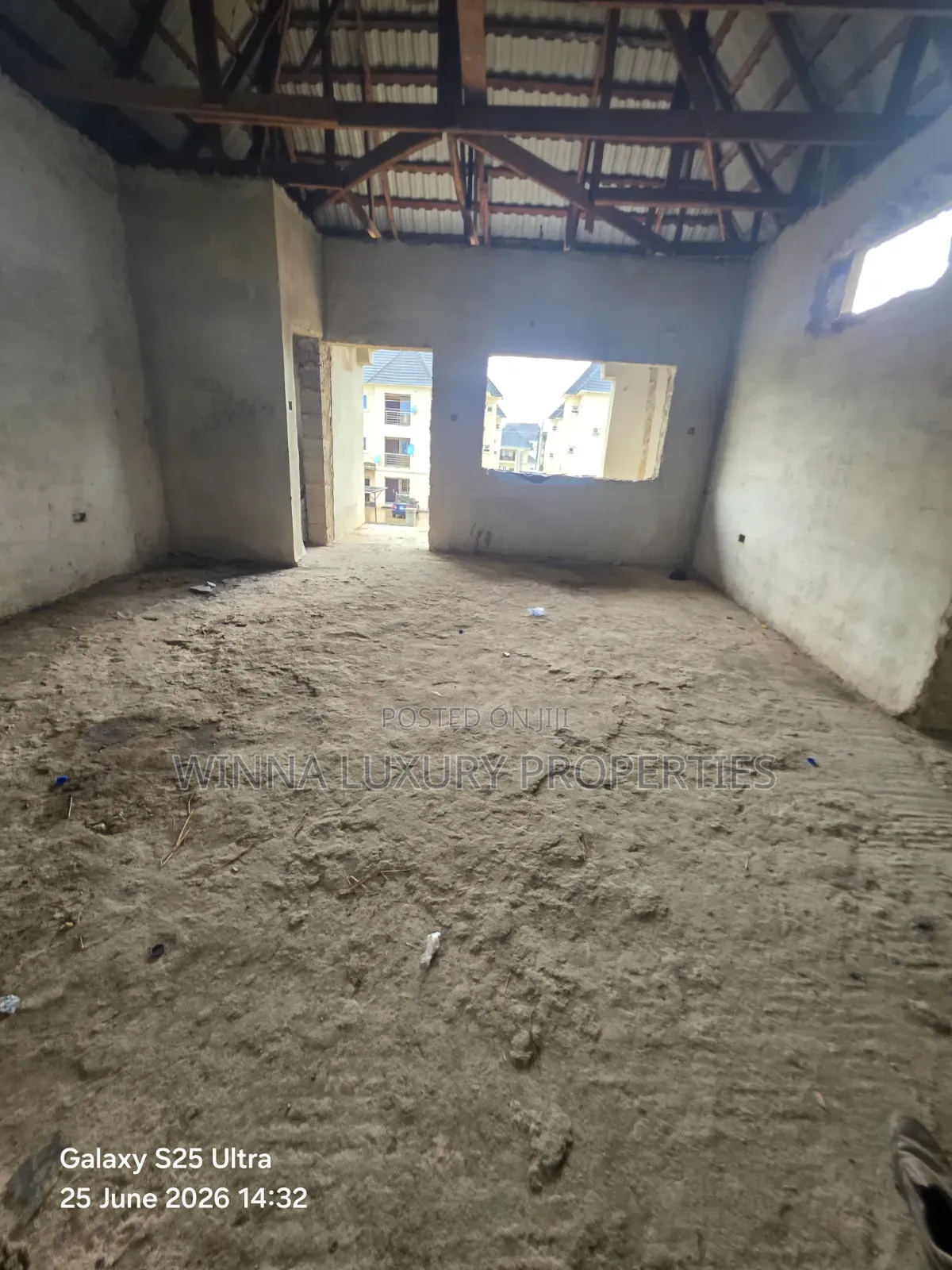 5bdrm Duplex in River Park Estate, Lugbe District for sale