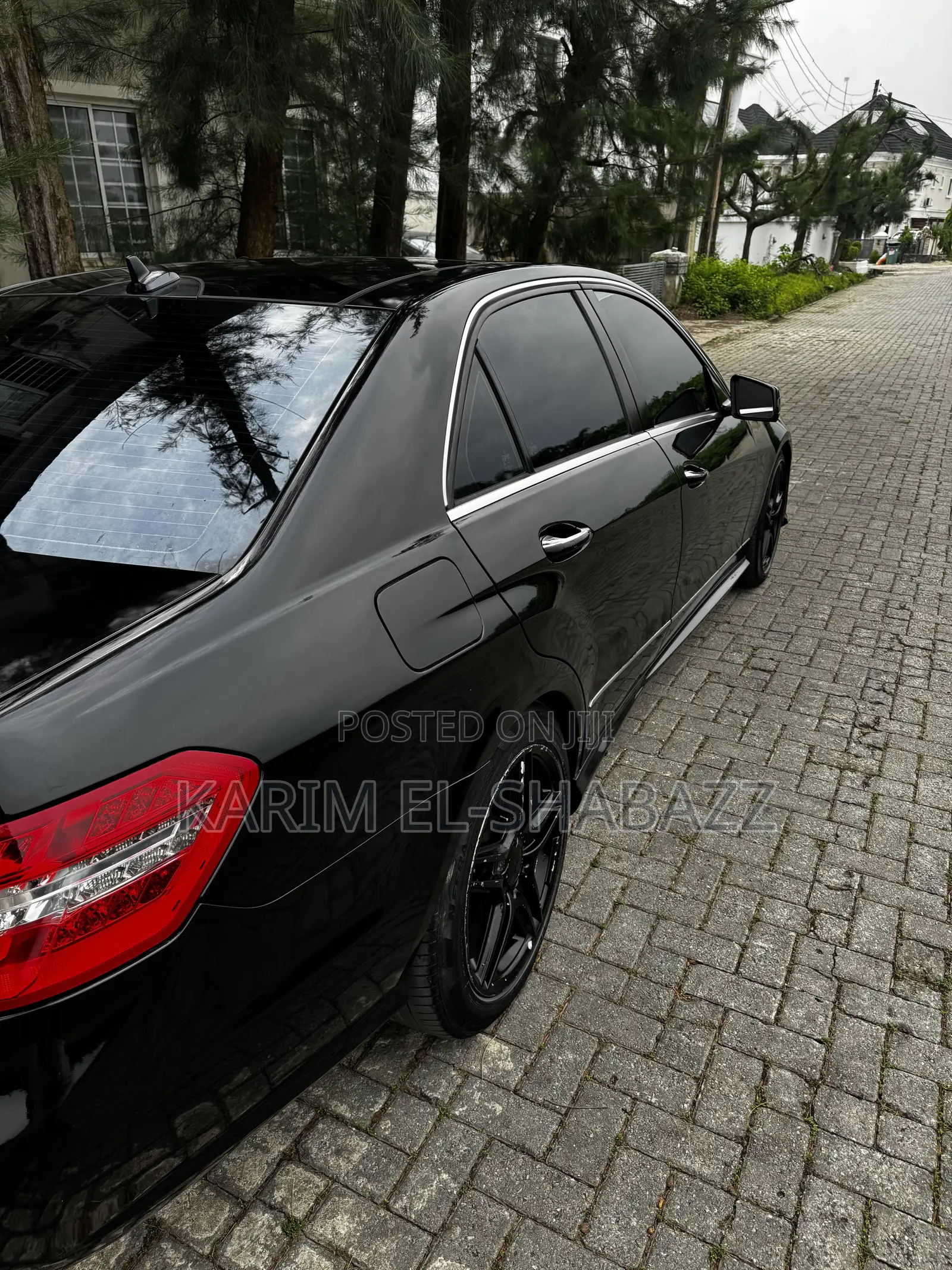 Mercedes-Benz E550 2012 Black