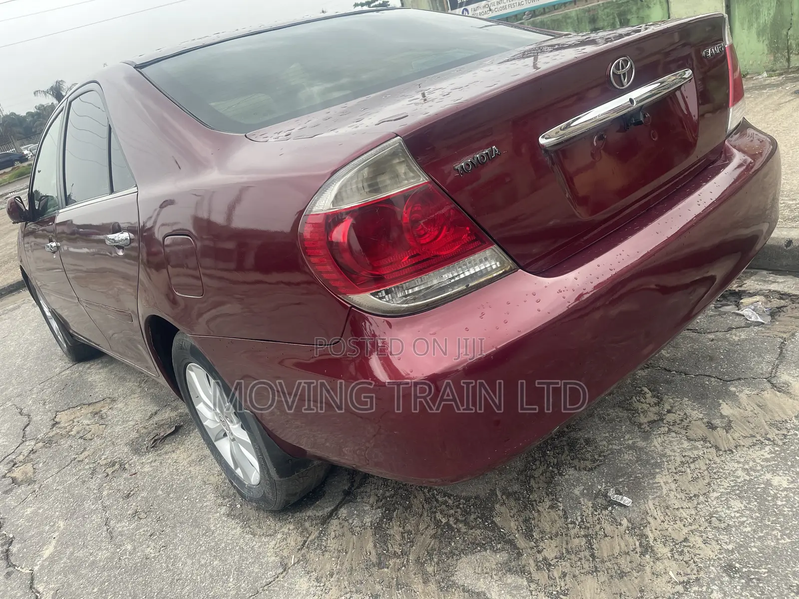 Toyota Camry LE 4dr Sedan (2.4L 4cyl 5A) 2005 Red