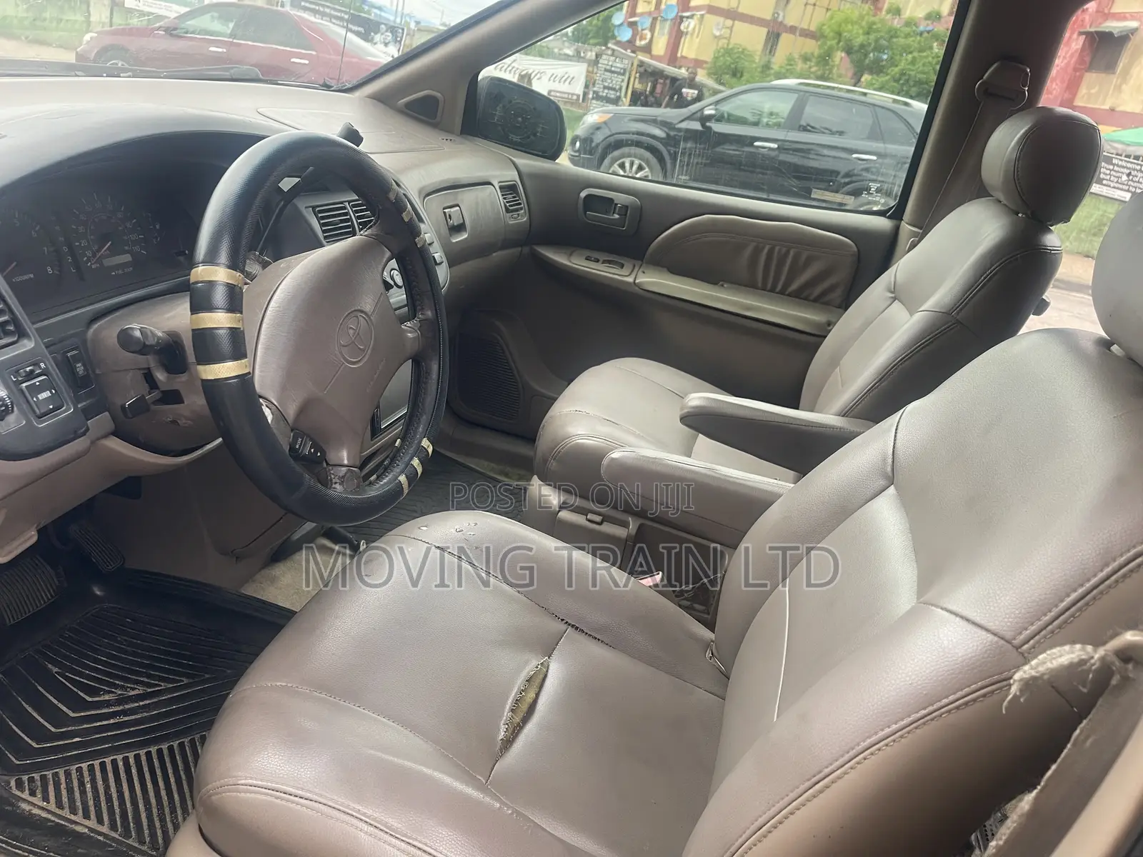 Toyota Sienna XLE 2001 Brown