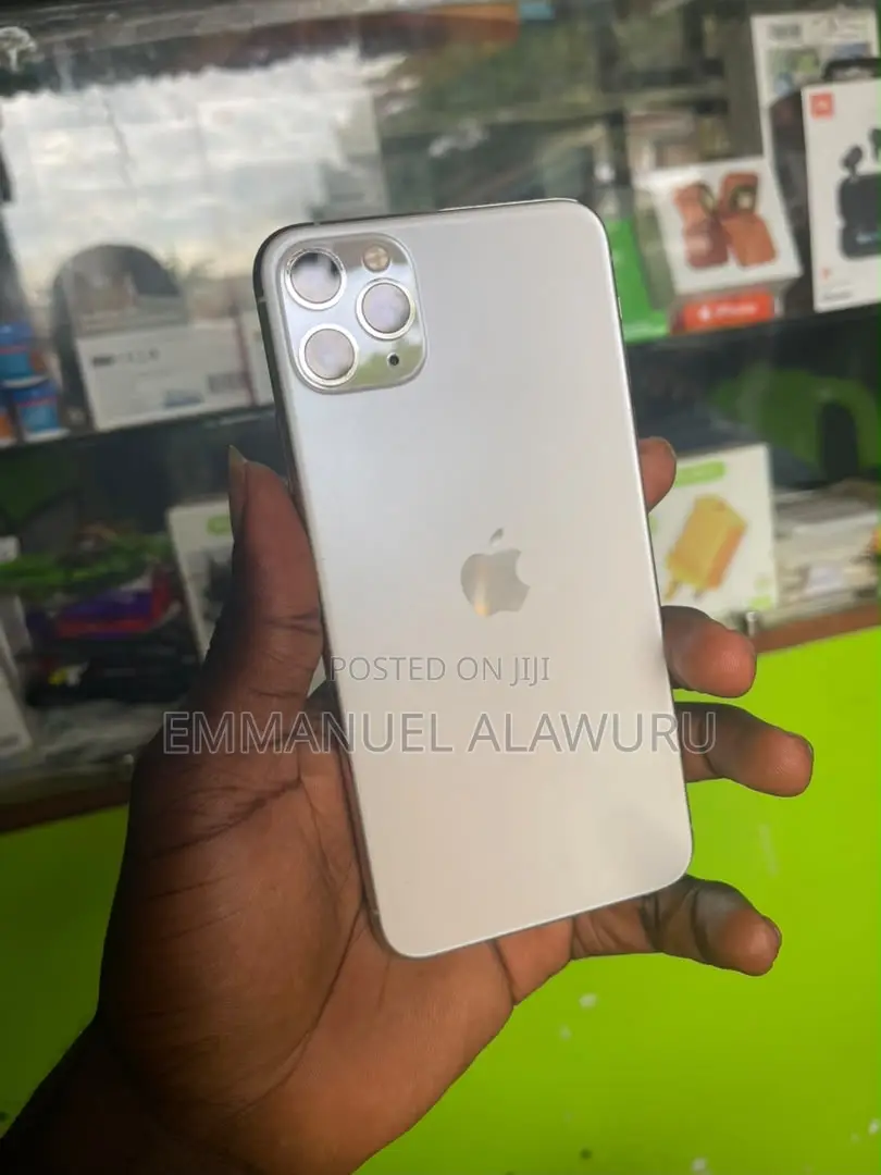 Apple iPhone 11 Pro Max 64 GB White