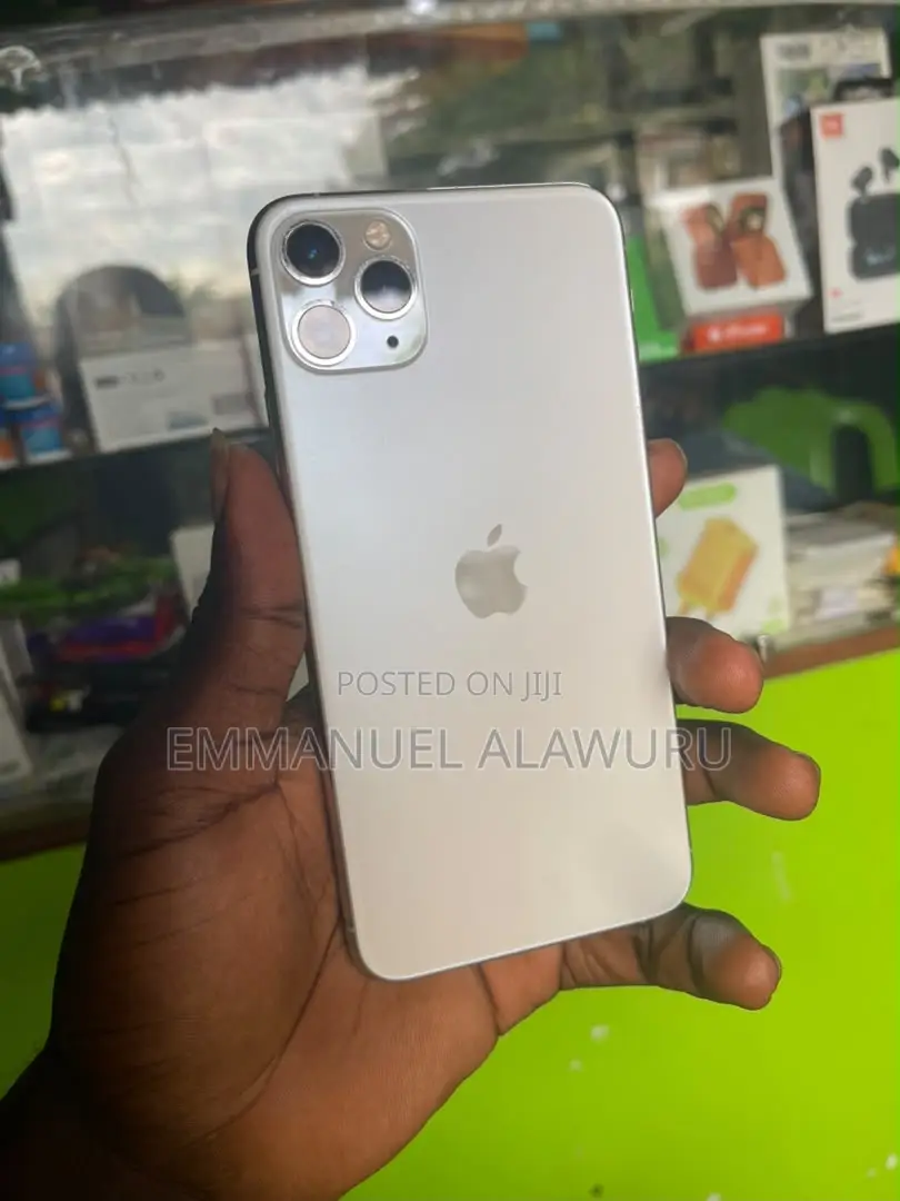 Apple iPhone 11 Pro Max 64 GB White