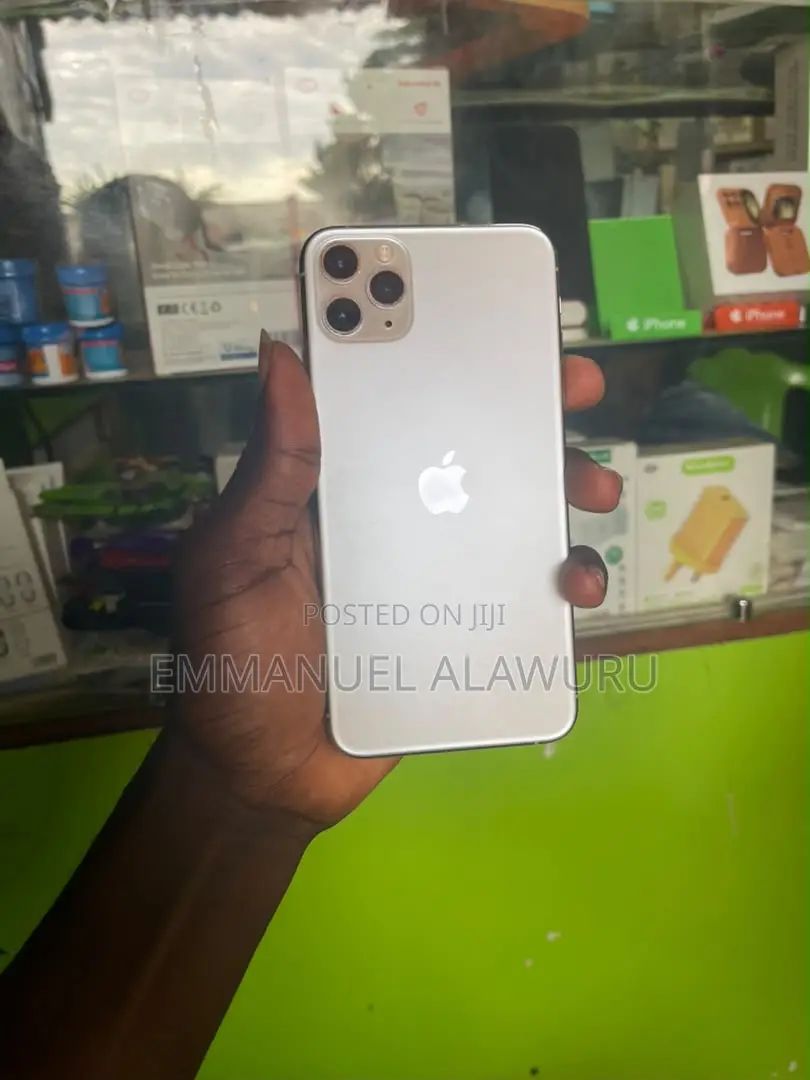 Apple iPhone 11 Pro Max 64 GB White