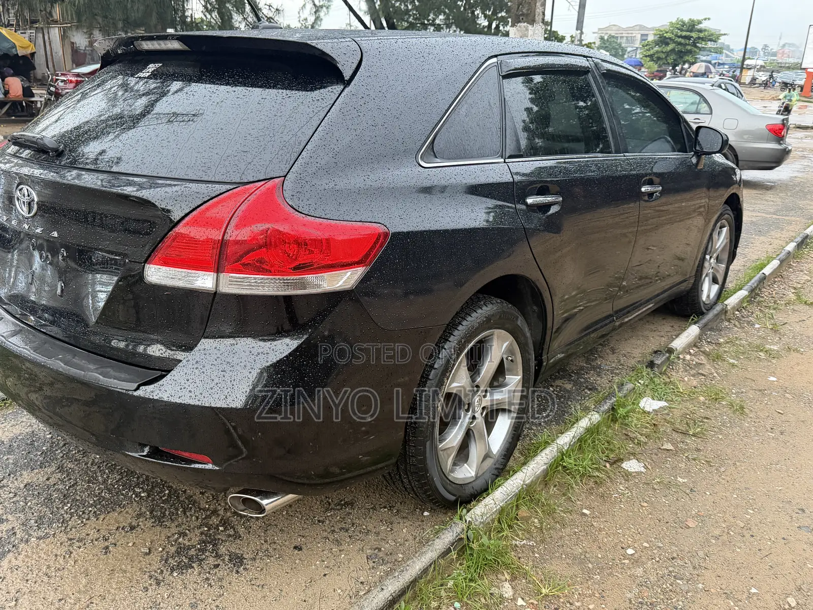 Toyota Venza V6 AWD 2011 Black